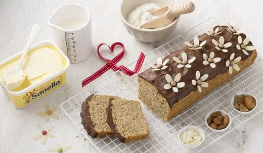 recipe image Kastenkuchen Mandel-Blümchen