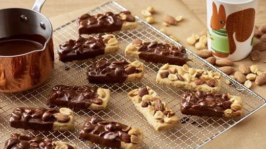 recipe image Nussplätzchen