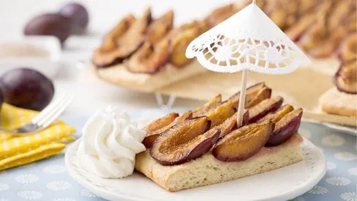 recipe image Zwetschgendatschi