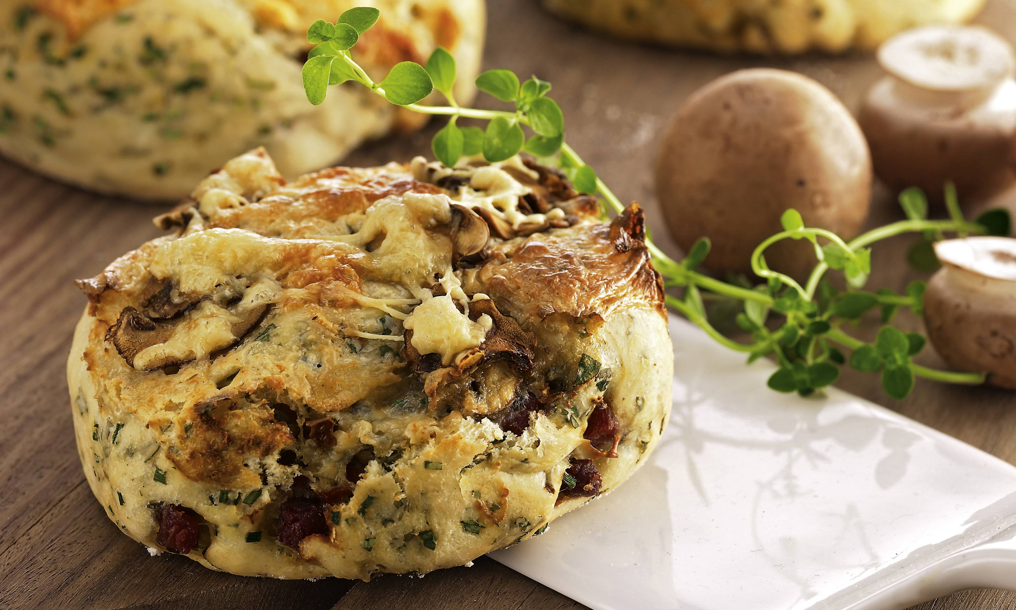 recipe image Würzige Kräuterbrötchen