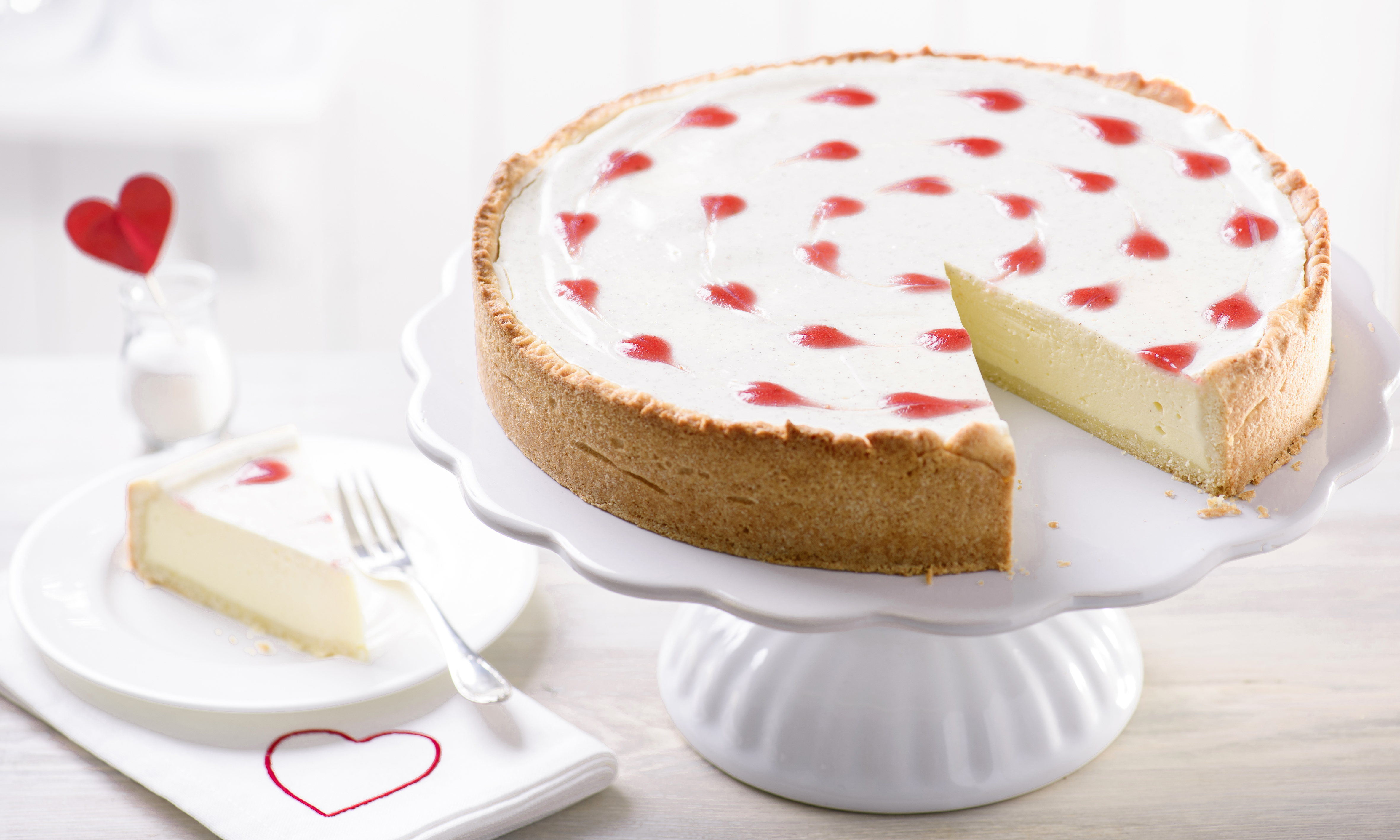 recipe image Käsekuchen mit Herz