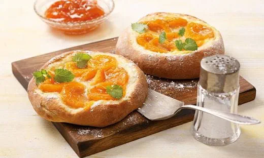 recipe image Süße Aprikosen-Fladen