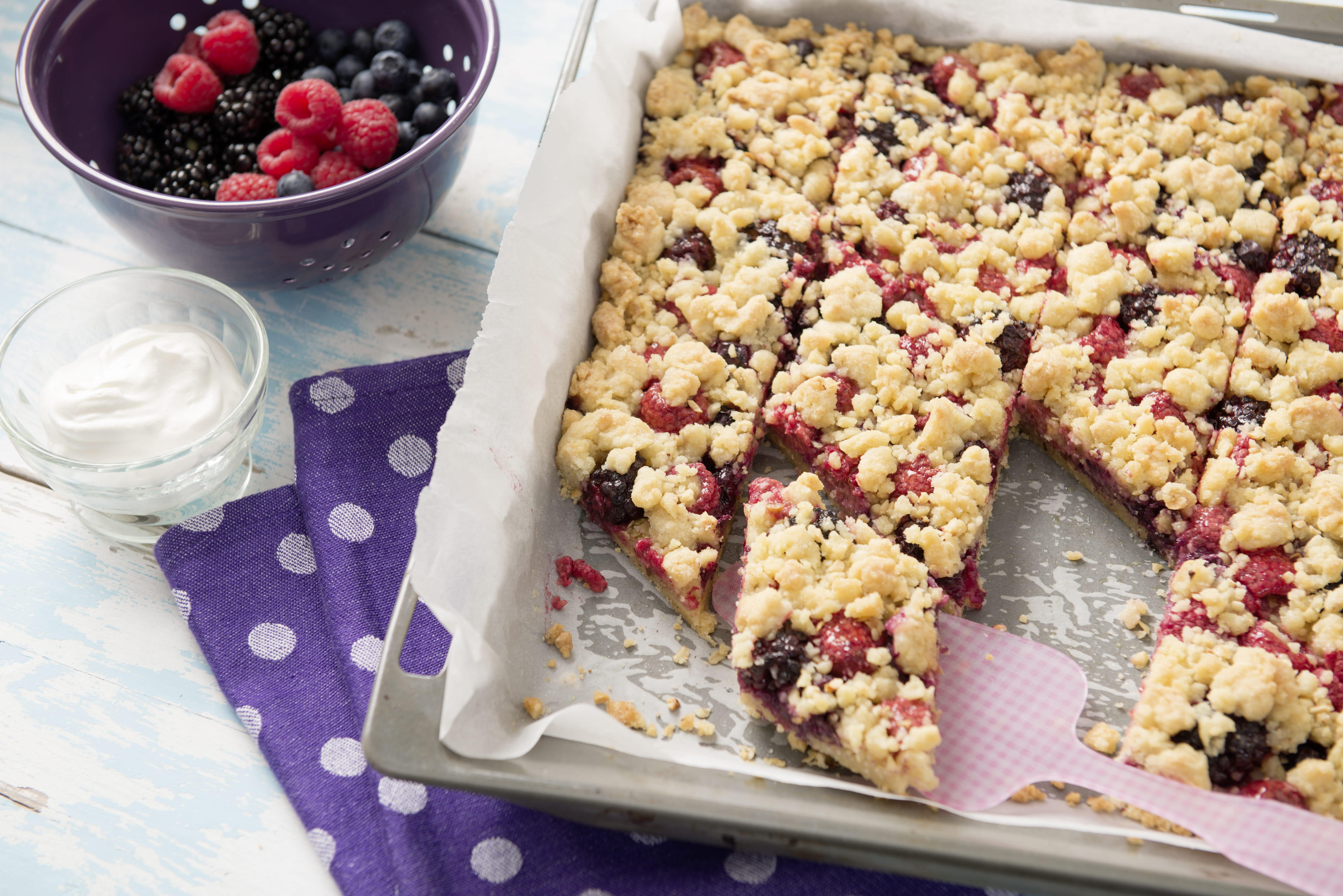 Beeren-Streuselkuchen