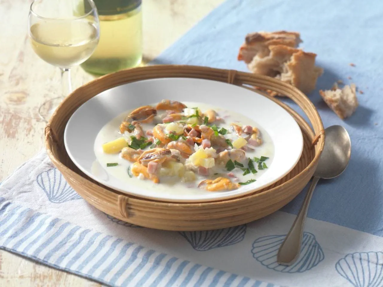 recipe image Clam Chowder - typisch amerikanische Muschelsuppe