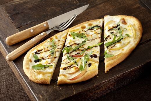 recipe image Flammkuchen mit Ziegenkäse